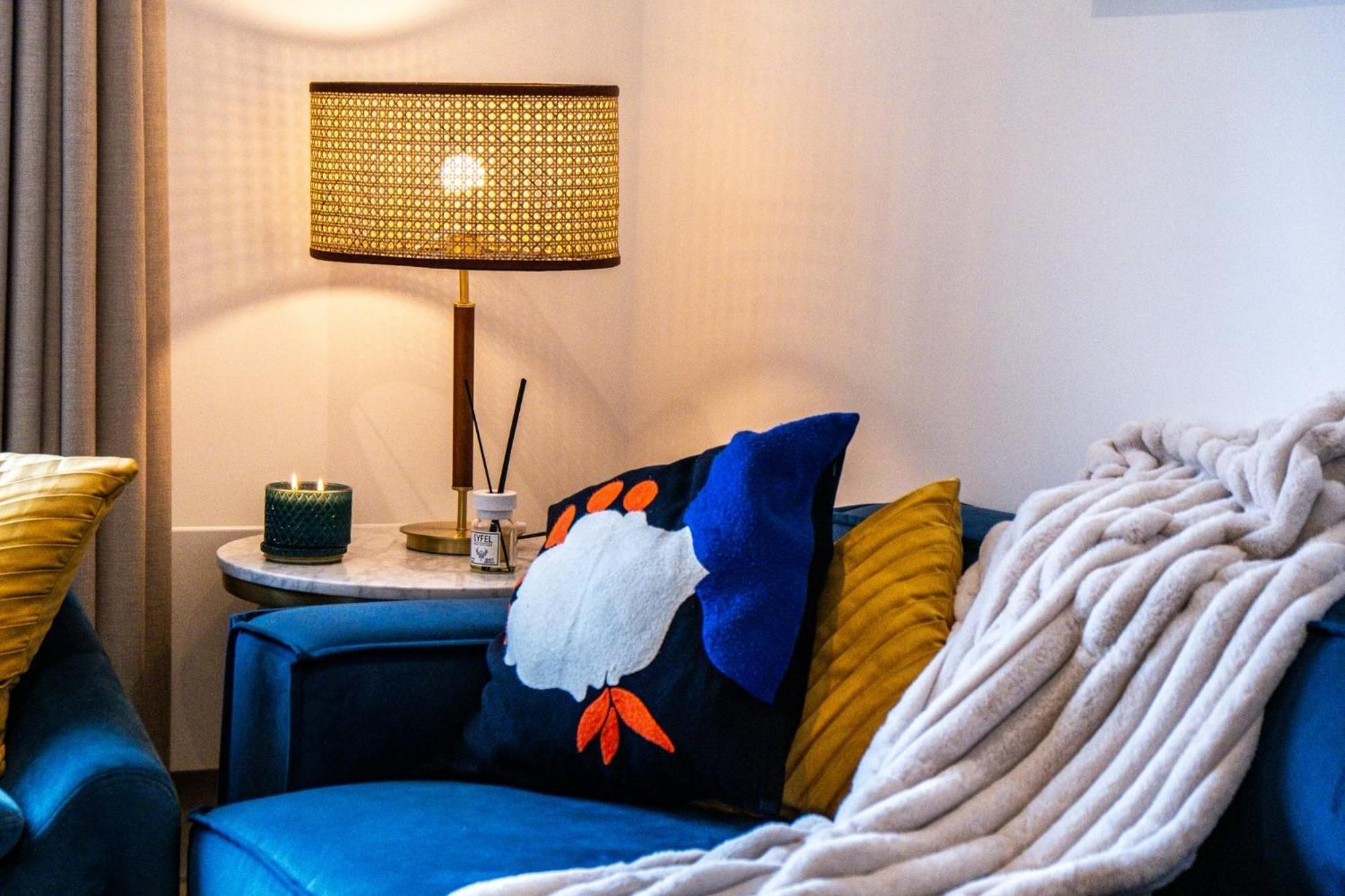Luxurious & Glamorous Centrally Located 2 Bedroom 2 Bathroom Apartment - Central Birmingham - Secure Parking - Netflix מראה חיצוני תמונה